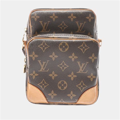 louis vuitton monogram canvas amazone camera bag|Camera Box Monogram Beige Other Monogram Canvas .